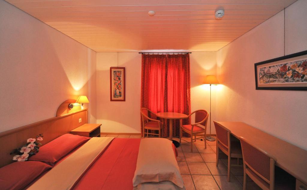 Hotel Ristorante Grotto Serta Lamone Kültér fotó
